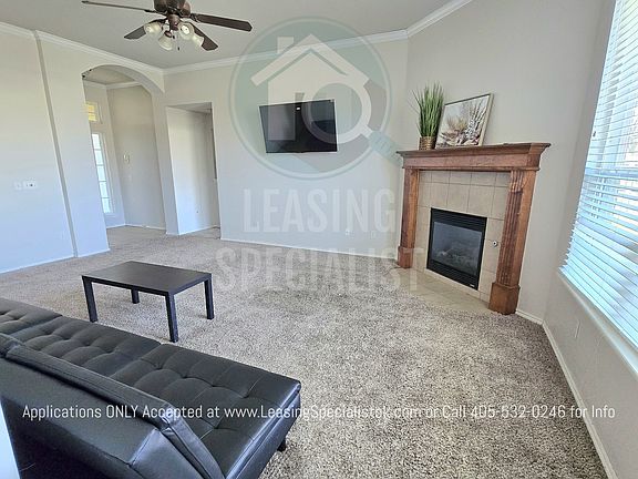 5th image of 2301 SW 139th St