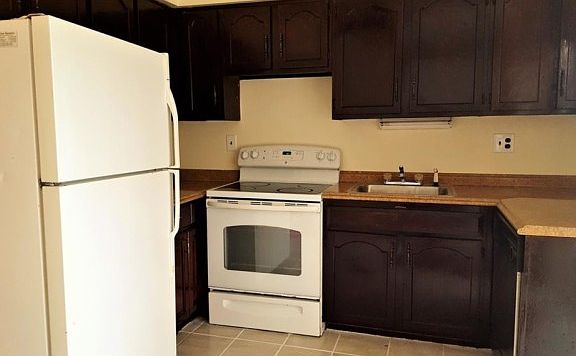 2nd image of 86 Buckingham Ct