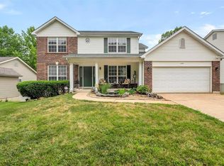 157 Keystone Dr, Fenton, MO