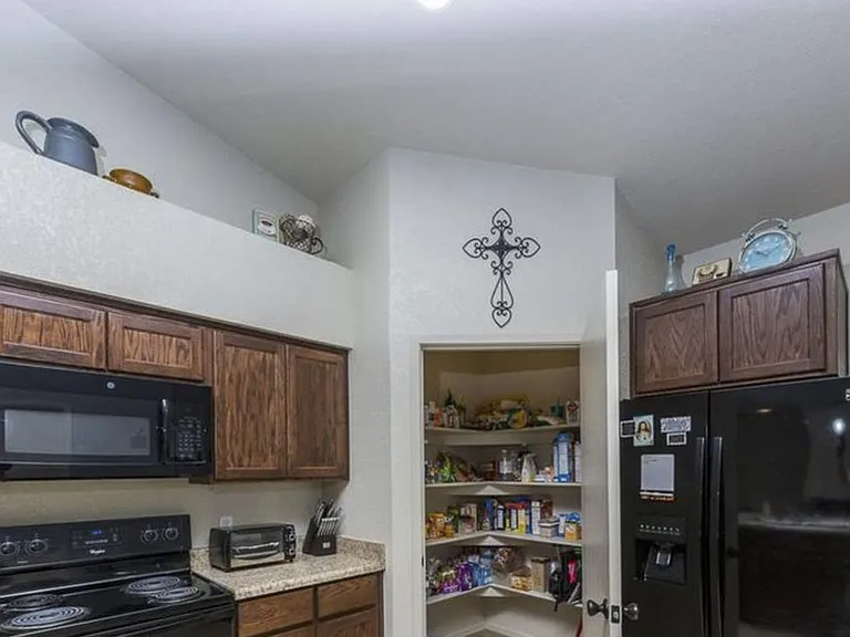 3162 S Robert Way — Photo 5