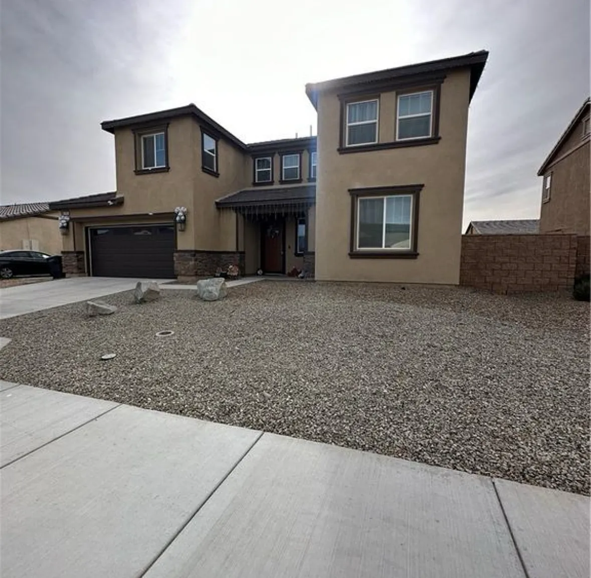 4 bed, 2.5 bath, 2526 sqft, $3,000 — Photo 1