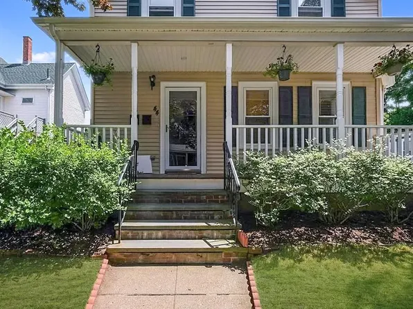 44 Payne St #2, Quincy, MA 02169