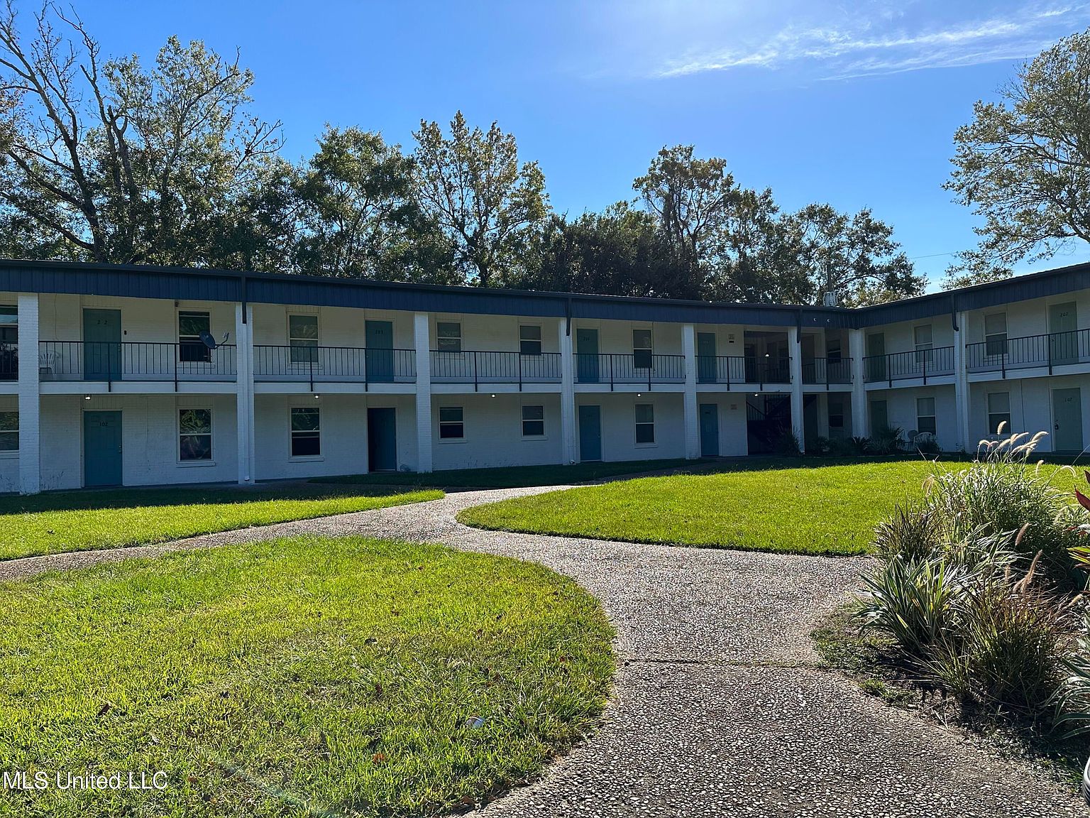 3400 Dantzler St 206, Moss Pt, MS 39563 Zillow
