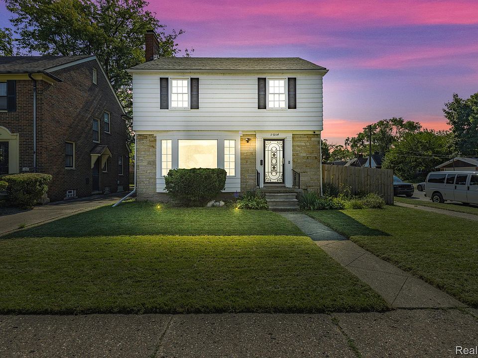 1st image of 17154 Chandler Park Dr