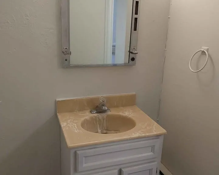 1260 Idaho Ave #5 — Photo 10
