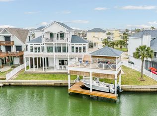 4007 Island Ct, Galveston, TX 77554