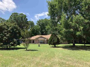 325 Ross Graves Dr, Timpson, TX 75975