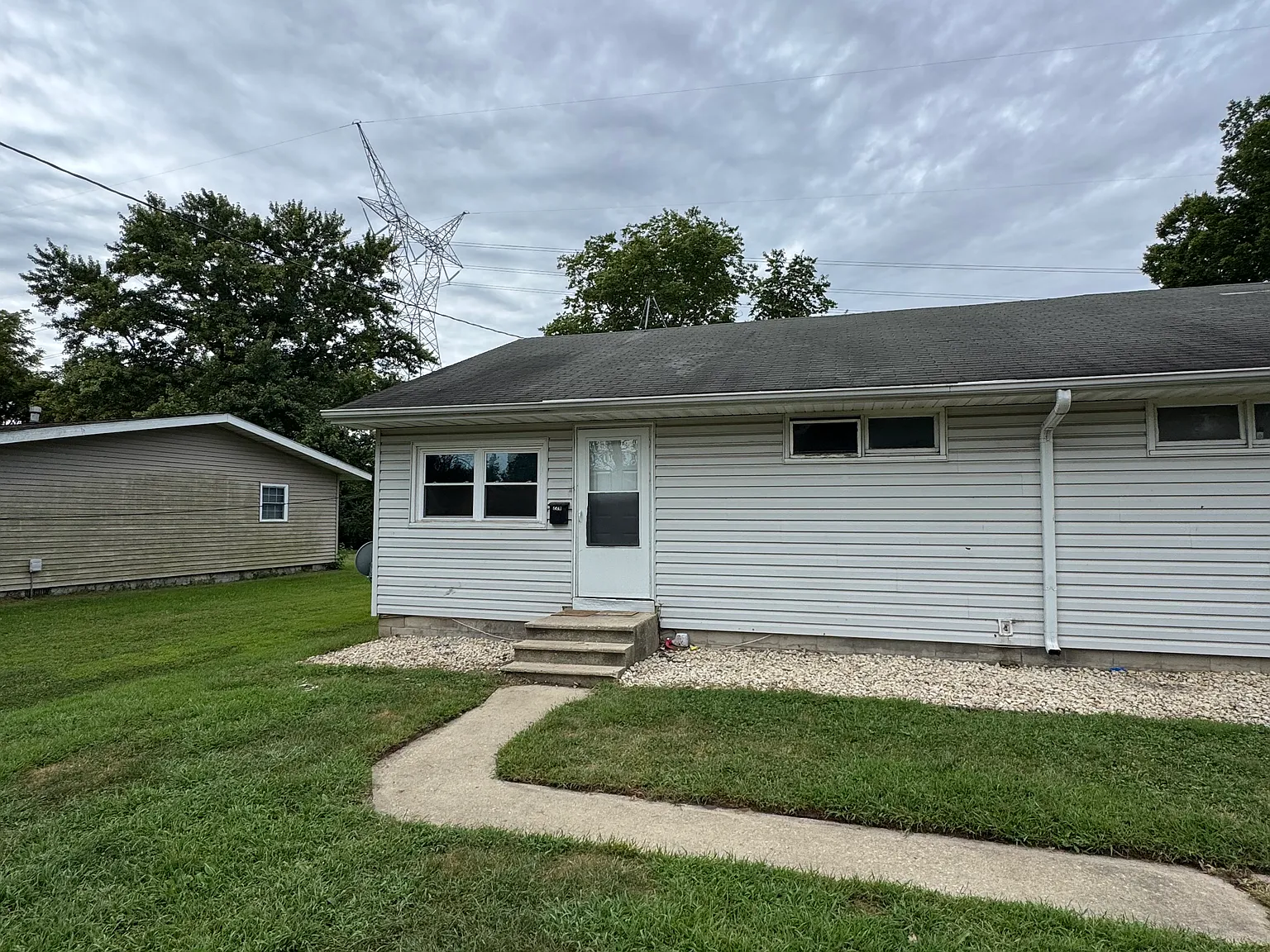 2 bed, 850 sqft, $1,500 — Photo 3