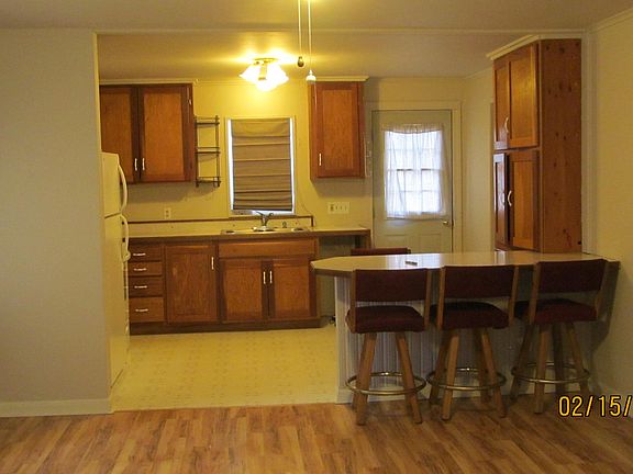 3rd image of 409 E Grant Ave
