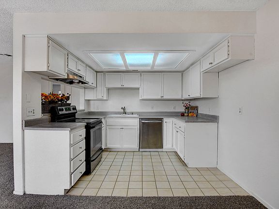 5th image of 3721 Snorkel Cir Unit D