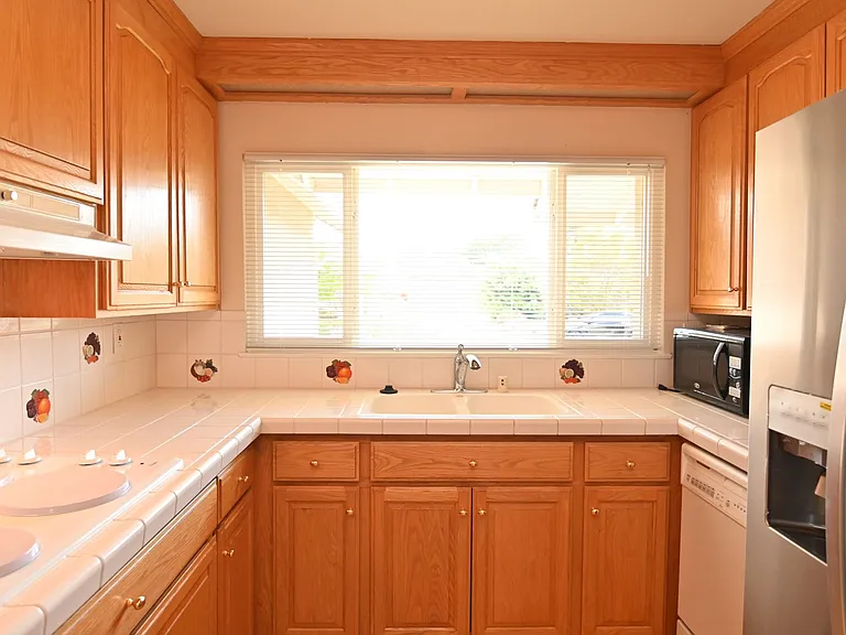 3421 Eden Dr — Photo 7