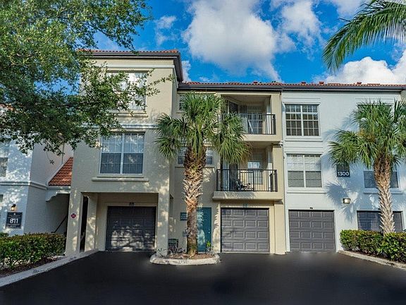 2nd image of 814 University Blvd #122