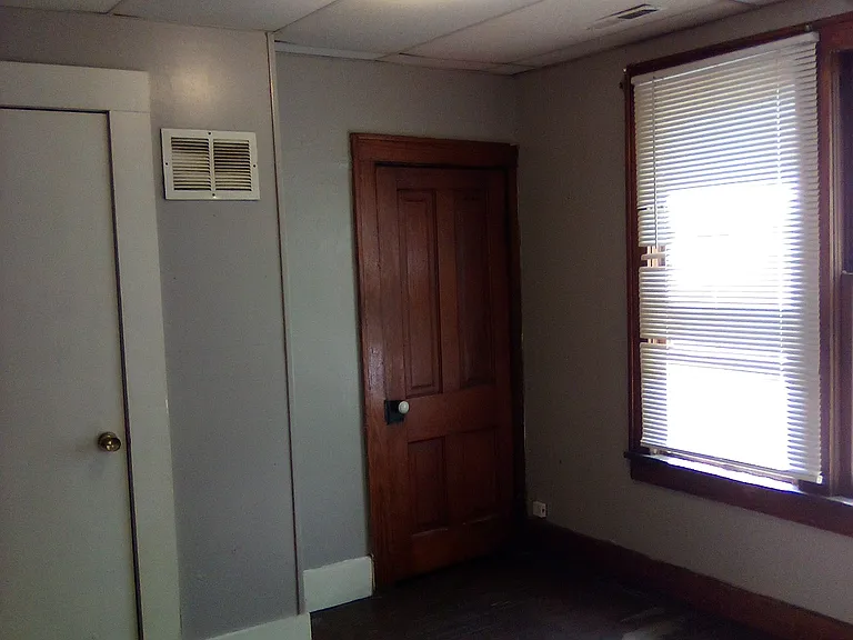 612 W Adams St #3 — Photo 7