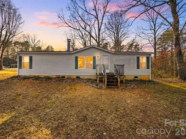 109 10th St NE, Hildebran, NC 28637