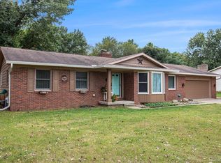 8465 Wesley Dr, Flushing, MI 48433