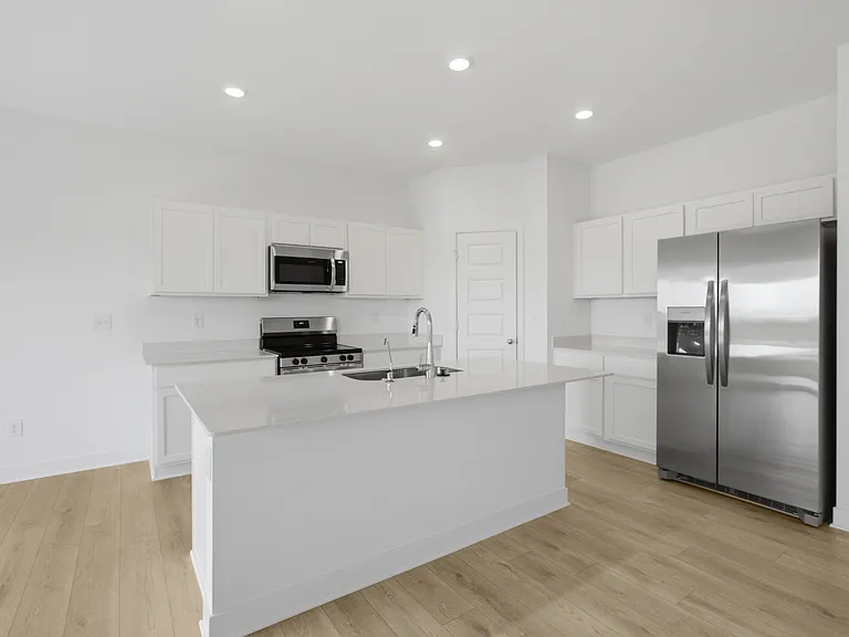4323 Malvern Way — Photo 16