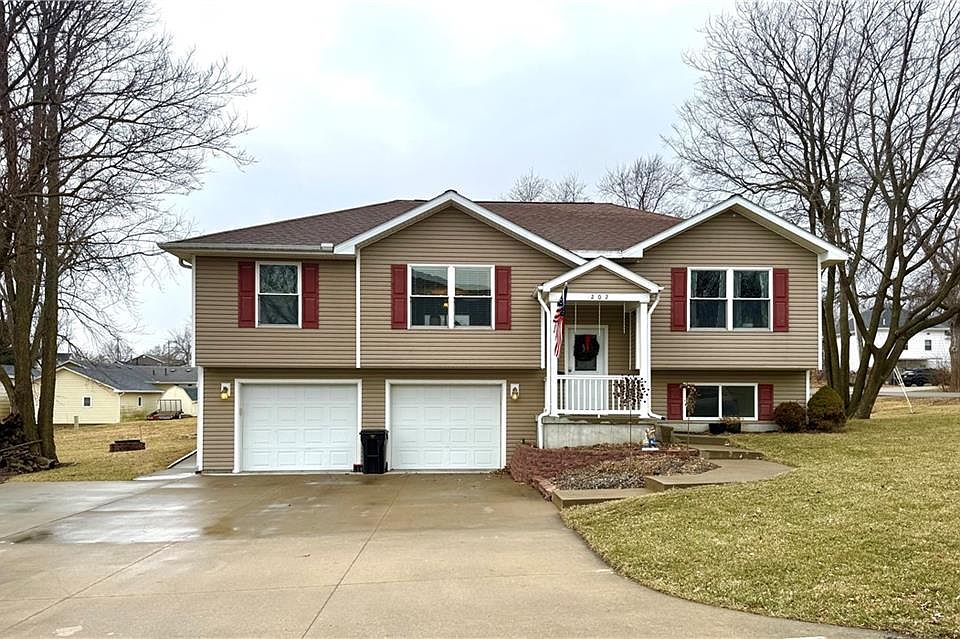 1st image of 202S S Charles St