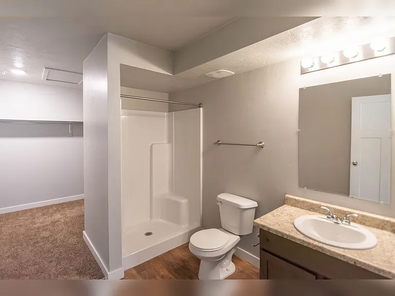 District at Valley Station in Heber — Photo 10