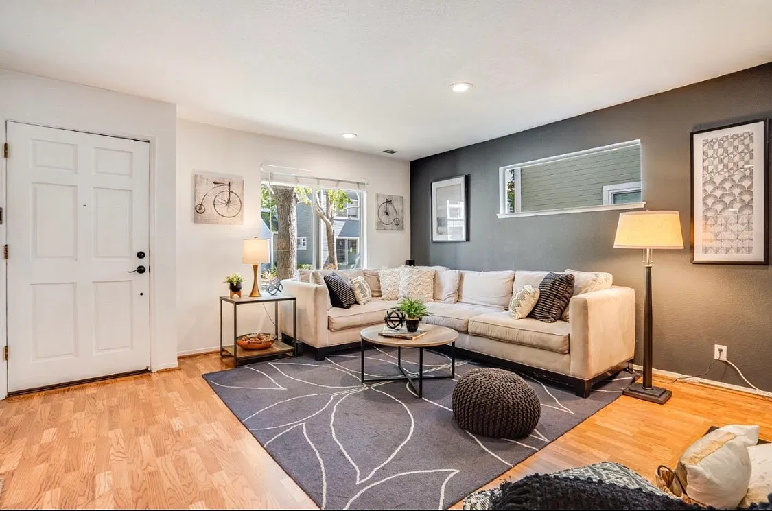 757 Portwalk Pl — Photo 4