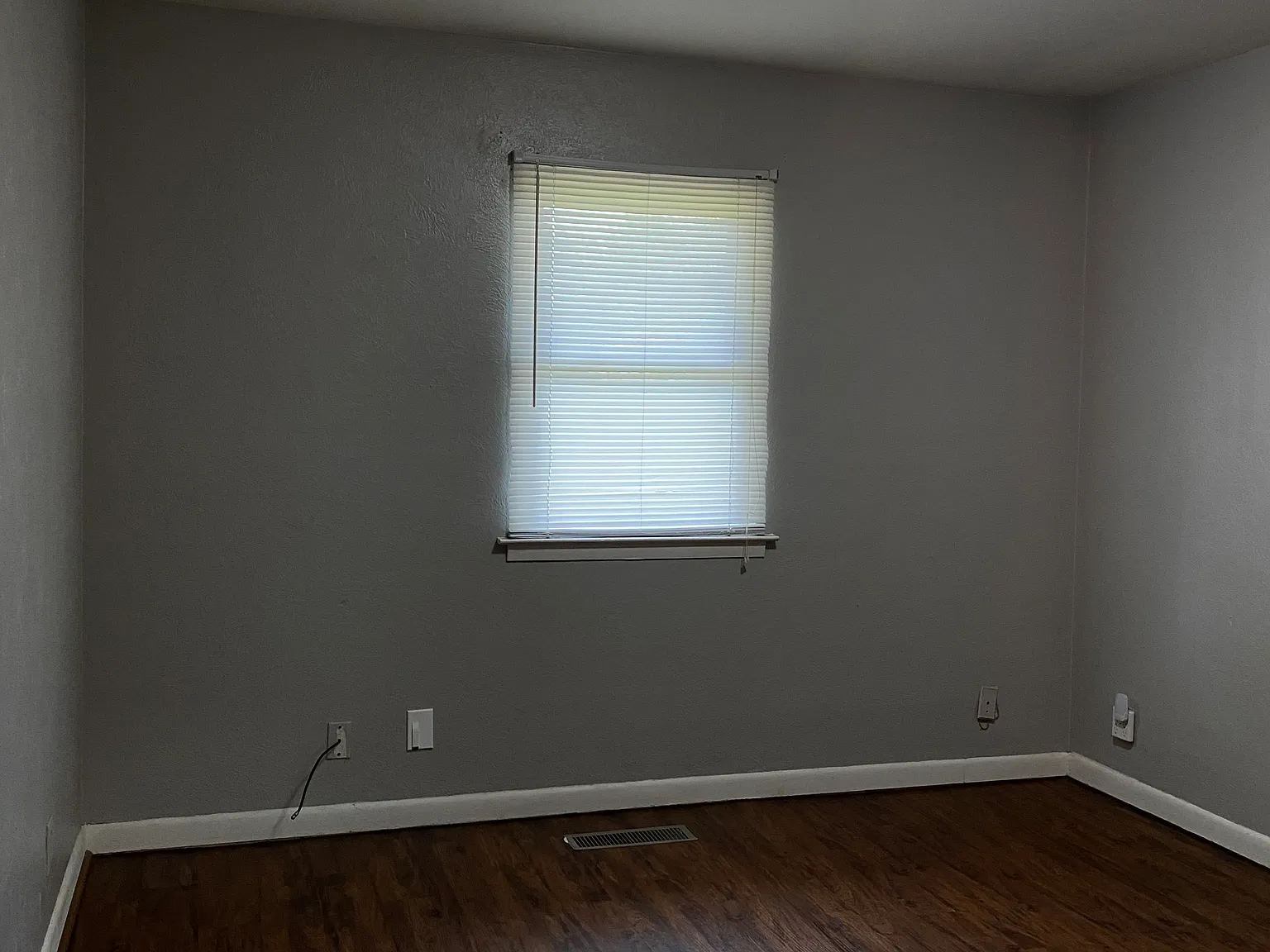 1 bed, $650 — Photo 1