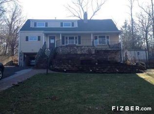 58 Elmwood Ter, Wayne, NJ 07470