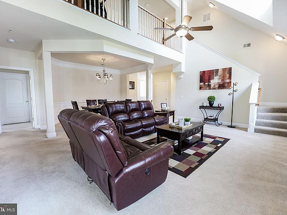 5th image of 13918 Greendale Dr