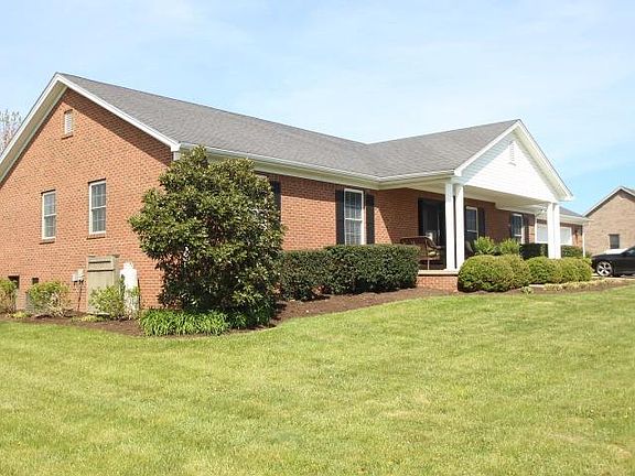 5th image of 1142 Sycamore Dr
