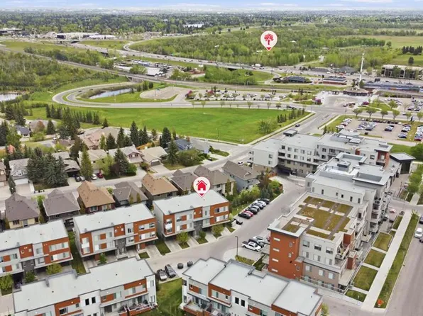 84 S Shawnee Cmn SW, Calgary, AB T2Y 0R1