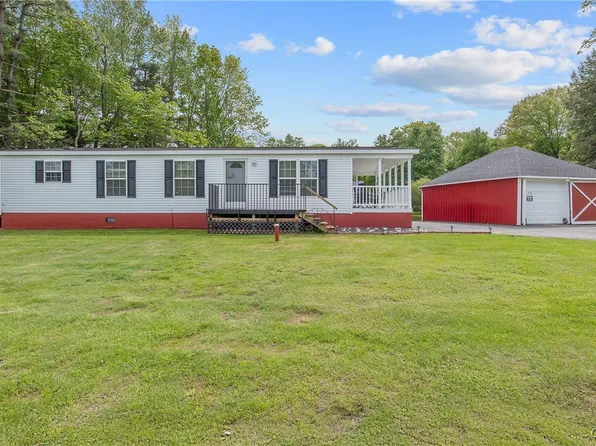 29 Chester Ln, Pennellville, NY 13132