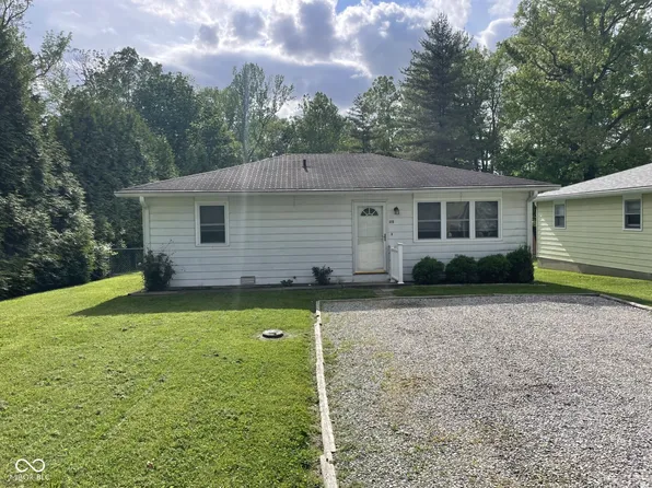 379 S Monroe St, North Vernon, IN 47265