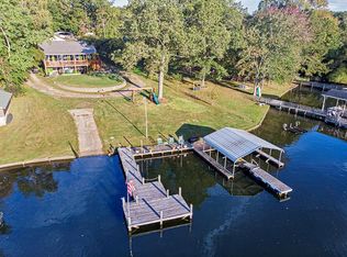 71 Chronicle Dr, Cross Hill, SC 29332