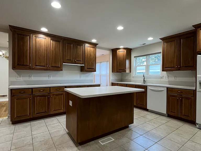 Susquehanna Dr — Photo 11