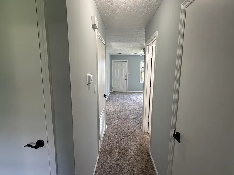 3230 Aqueduct Dr #B — Photo 9