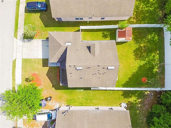 2nd image of 755 Palmera St
