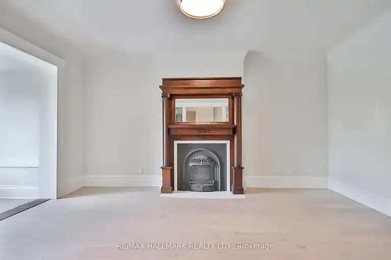 639 Broadview Ave #1A — Photo 11