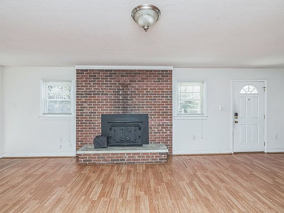5th image of 1100 Brannon St