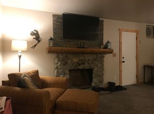1806 Nez Perce Dr, South Lake Tahoe, CA 96150