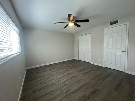 5th image of 208 N Halifax Ave APT 12
