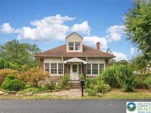 2022 Greenawalds Ave, Allentown, PA 18104