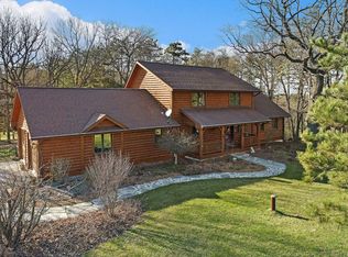 3150 Dyer Lake Rd, Burlington, WI 53105