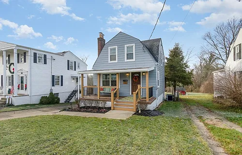 16 Eastern Ave Photo 1