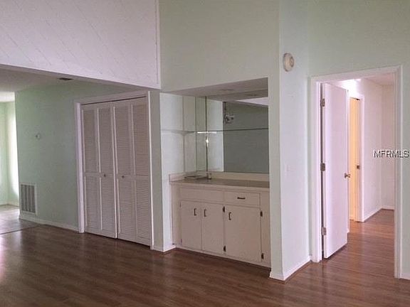 5th image of 2025 Sylvester Rd Unit Bb2