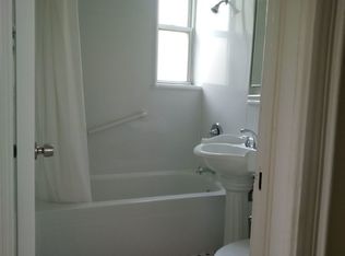 1918 24th Rd #4, Astoria, NY 11102