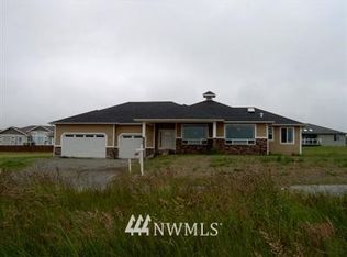 1056 Kingswood Dr, Camano Island, WA