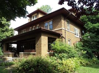 4751 W Woodlawn Ct, Milwaukee, WI 53208
