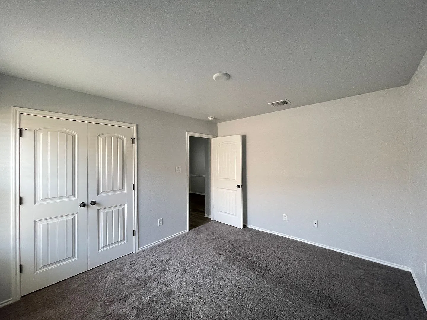 4-Bedroom House for Rent in Killeen — Photo 2