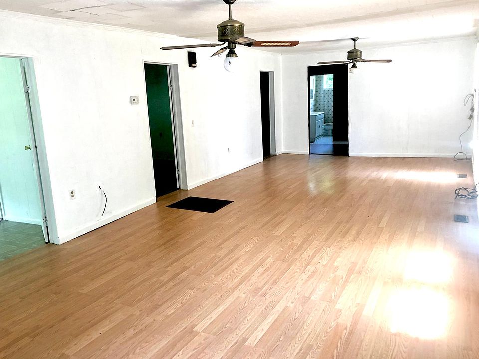 2nd image of 2328 Norris Ave