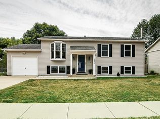 3578 Keymeer Dr, Dubuque, IA 52002