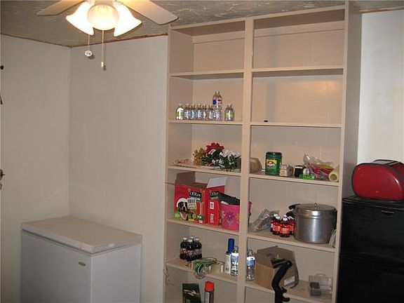 4th image of 6600 County Road 109b