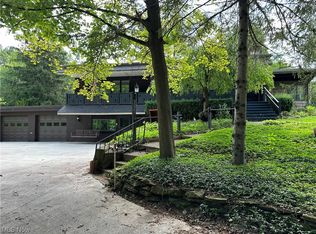 3229 Main St, Mineral Ridge, OH 44440